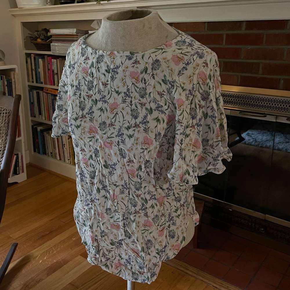 Floral H&M Tee